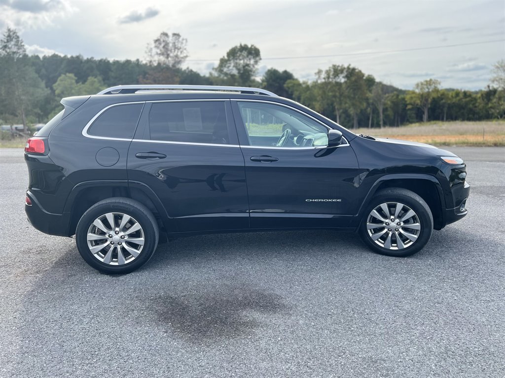 2018 Jeep Cherokee Overland photo 8