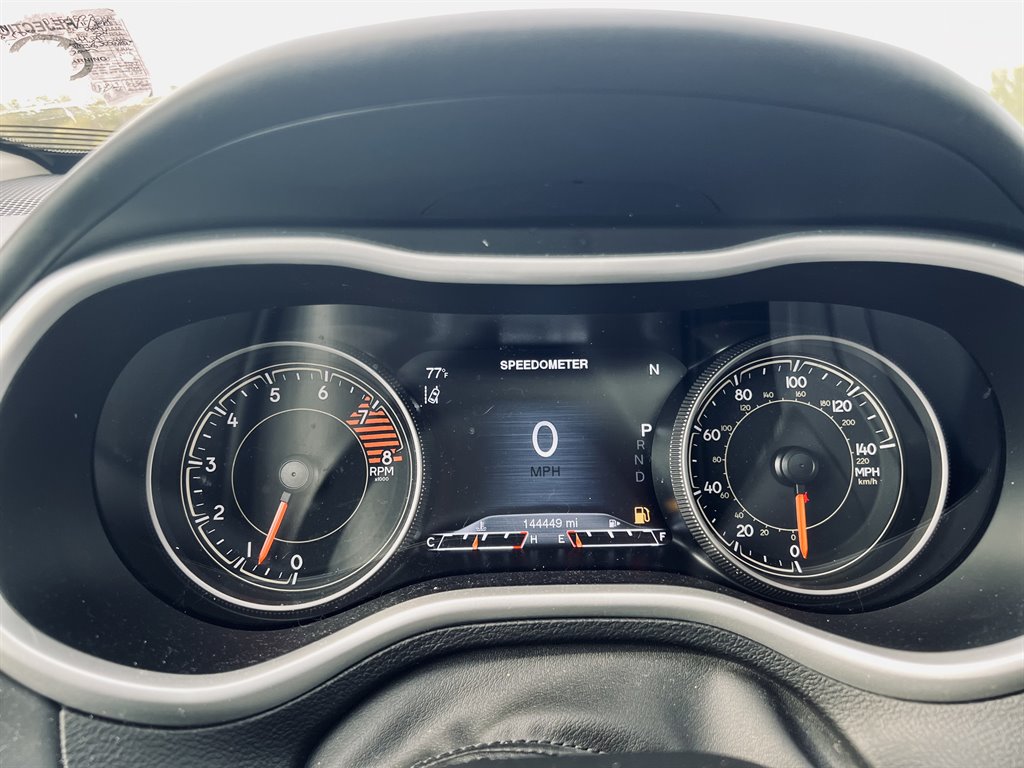 2018 Jeep Cherokee Overland photo 19