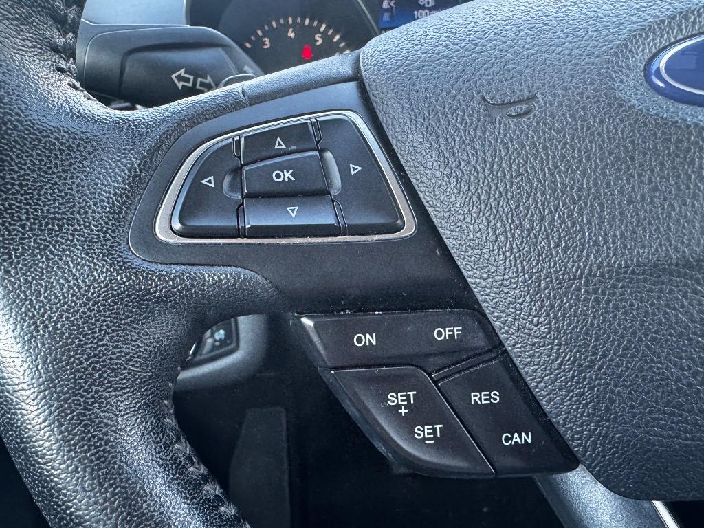 2017 Ford Escape Titanium photo 14