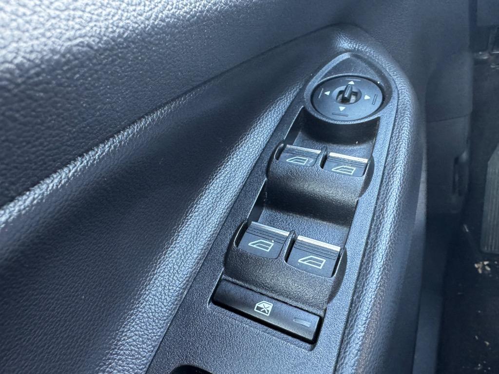 2017 Ford Escape Titanium photo 13