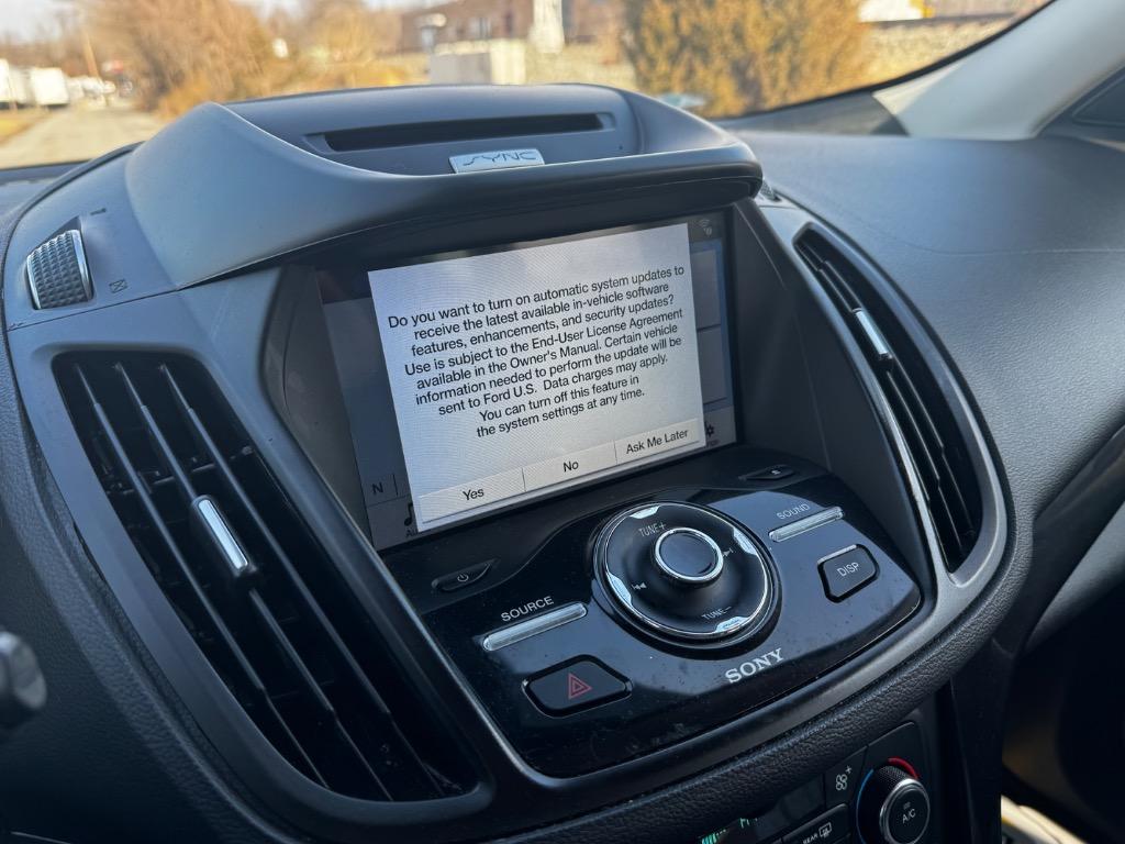 2017 Ford Escape Titanium photo 16