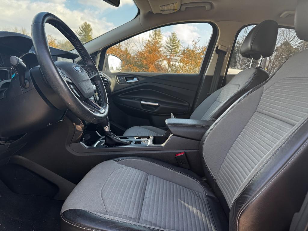 2017 Ford Escape Titanium photo 11