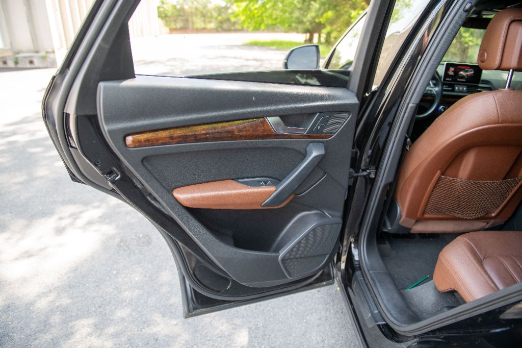 2018 Audi Q5 Premium Plus photo 24