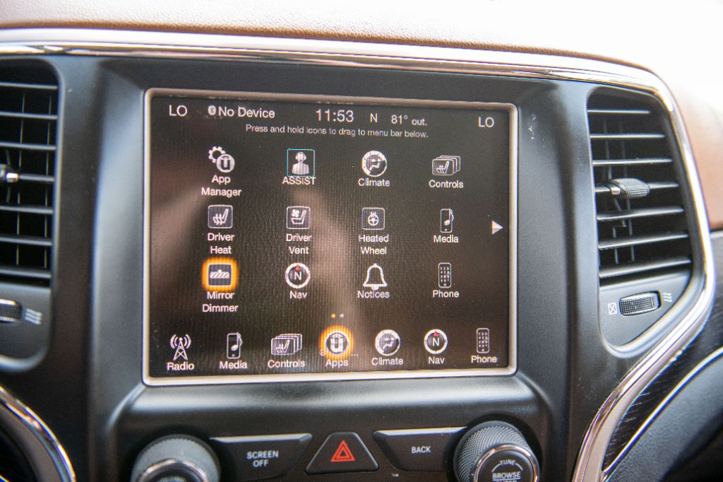 2016 Jeep Grand Cherokee Summit photo 35