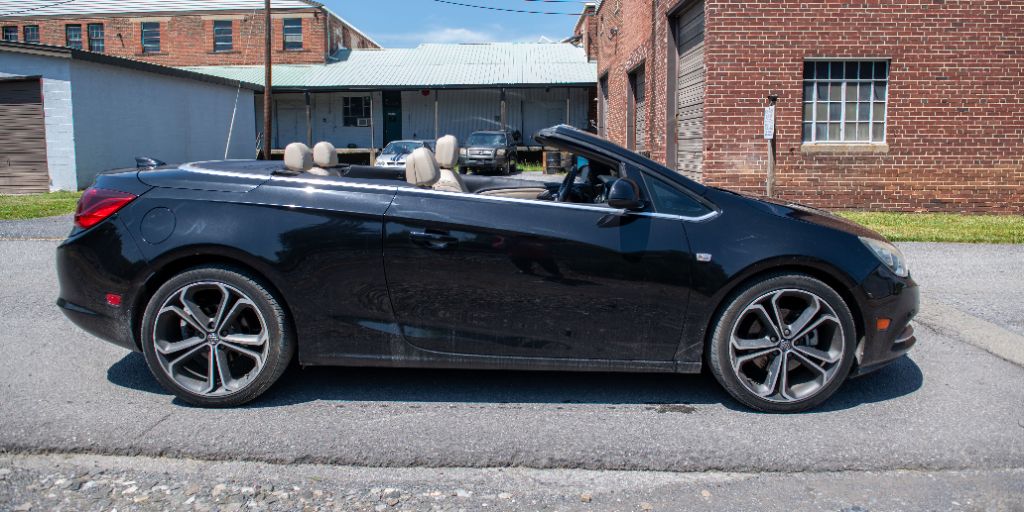 2017 Buick Cascada Premium photo 6