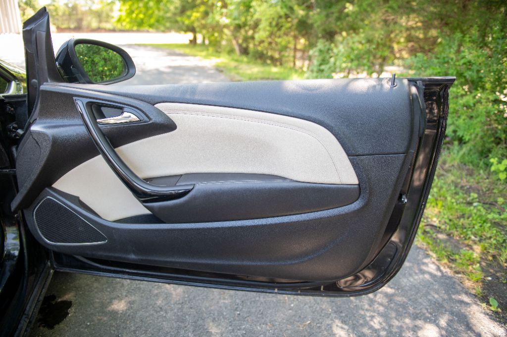 2017 Buick Cascada Premium photo 26