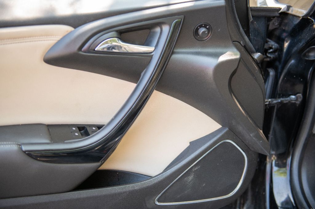 2017 Buick Cascada Premium photo 22